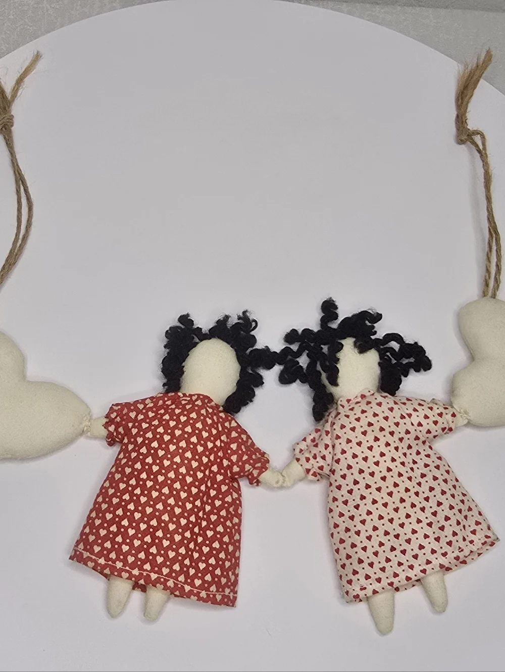 Vintage Rag Dolls & Hearts Garland Decor [ Read Details ]
